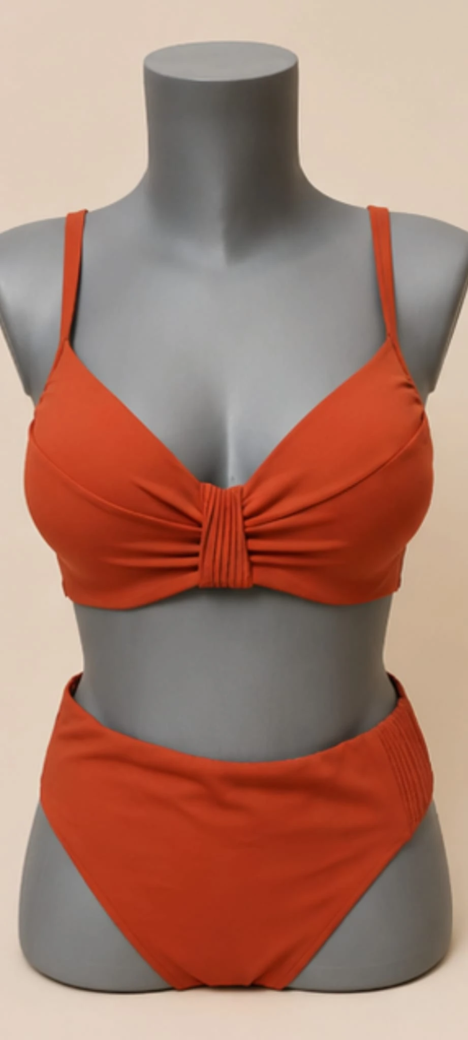 Ensemble Maillot de bain deux pièces Femilet by Chantelle taille L/ 85D